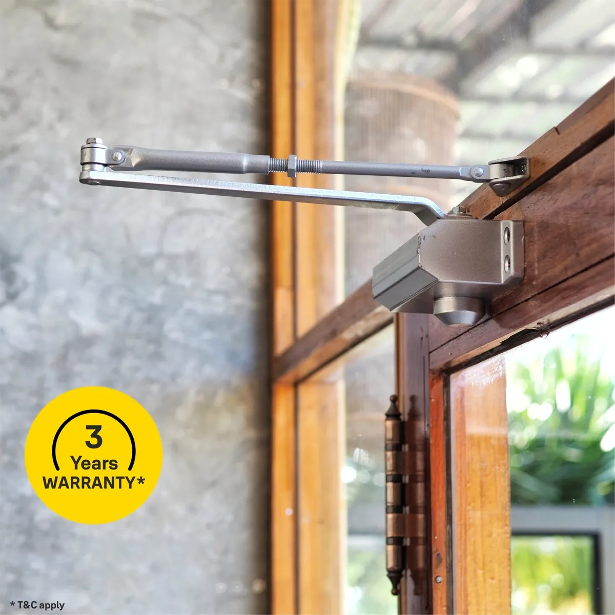 Yale DCR 504-90 Surface Mounted Door Closer, Size 4 photo 3