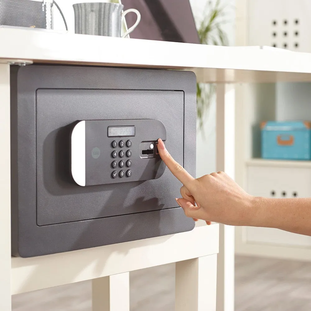 Yale Maximum Security Biometric Safe